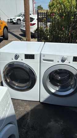 Kenmore Front loaders Set/ Electric Dryer