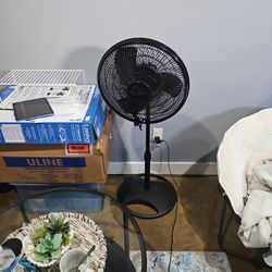 New Lasko 16" Pedestal Fan
