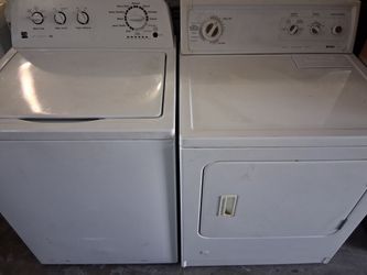 Set of Kenmore top load washer large capacity and gas dryer fully functional