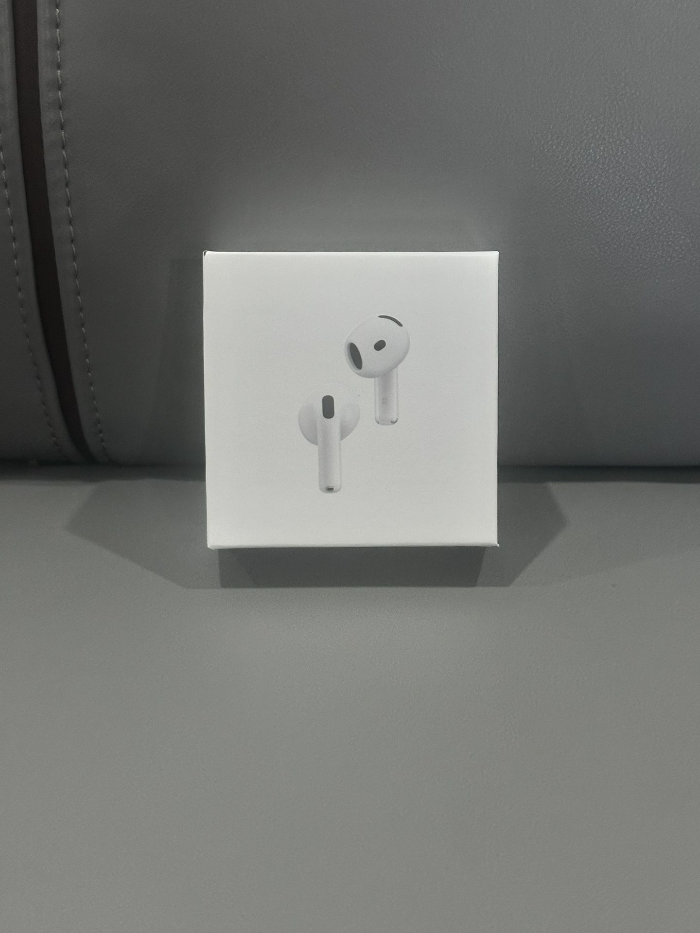 Airpod pro 2 and airpod 4
