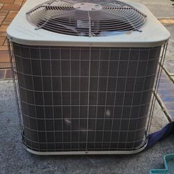 Outdoor Payne ( Carrier Brand) 5 Tons, Condenser Unit For Sale