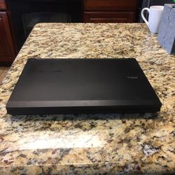 (NO RAM, HDD INCLUDED) Dell Latitude E5400 Laptop with Windows 10