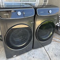 SAMSUNG FLEX WASHER AND DRYER