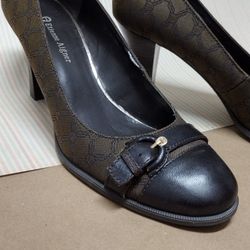 Etienne Aigner Brown Patterned Fabric And Brown Leather Toe And Buckle Size 8.5