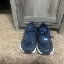 Men’s Size 8 Sketchers Go Run Shoes 