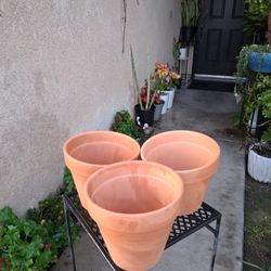 NEW Terracotta Pot $5 EACH or 3x $12