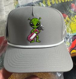 Logies Joe’s alien caddy hat