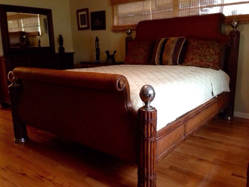 Thomasville Ernest Hemingway bedroom collection