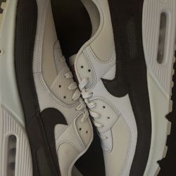 Nike Air Max 90 Cream And Brown. Size 12 