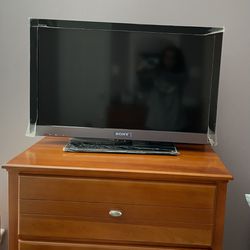 32 inch Sony LED/LCD TV
