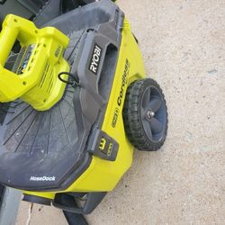 Ryobi Cordless 18V Dry/ Wet shopvac Vacuum (Tool Only)