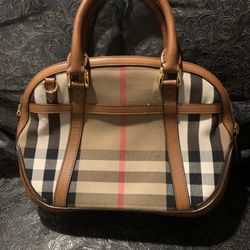 Burberry Purse 