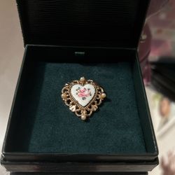 Beautiful! Heart Shape Victorian Vintage Pin/Brooch With Painted Rose & tiny pearls 