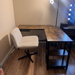 L Shaped Desk