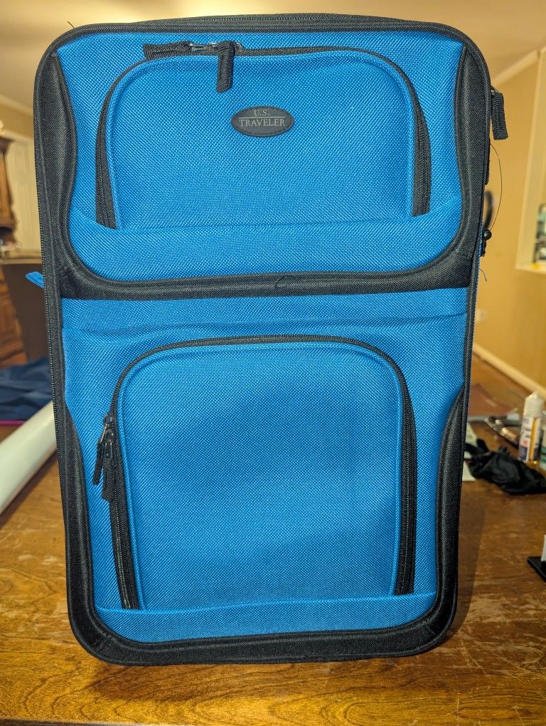 2 Piece Luggage Set NWT 