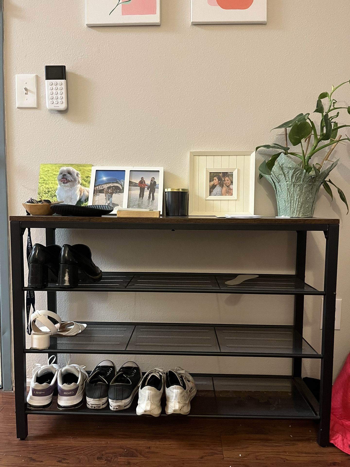 Shoe rack