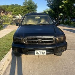 2000 Nissan Pathfinder
