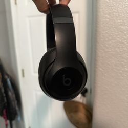 Beats Studio Pro