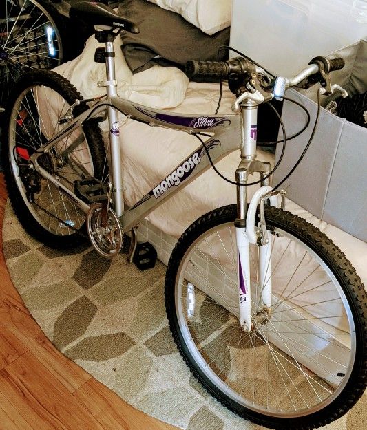 Mongoose silva mountain bike new arrivals