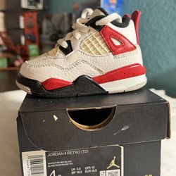 Jordan Air Jordan 4 Retro White Red Black 4C Unisex Baby Sneaker
