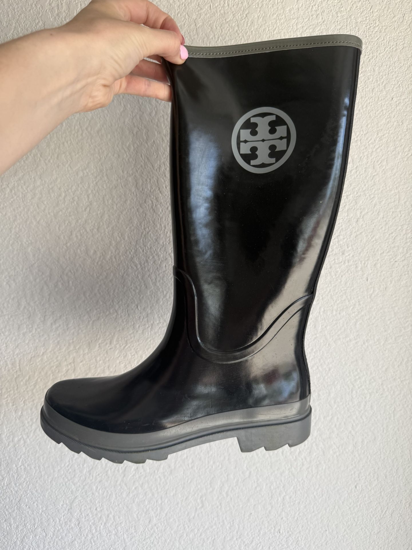 Tory Burch Boots
