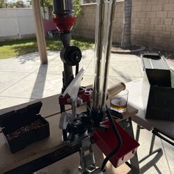 Progressive reloader 223