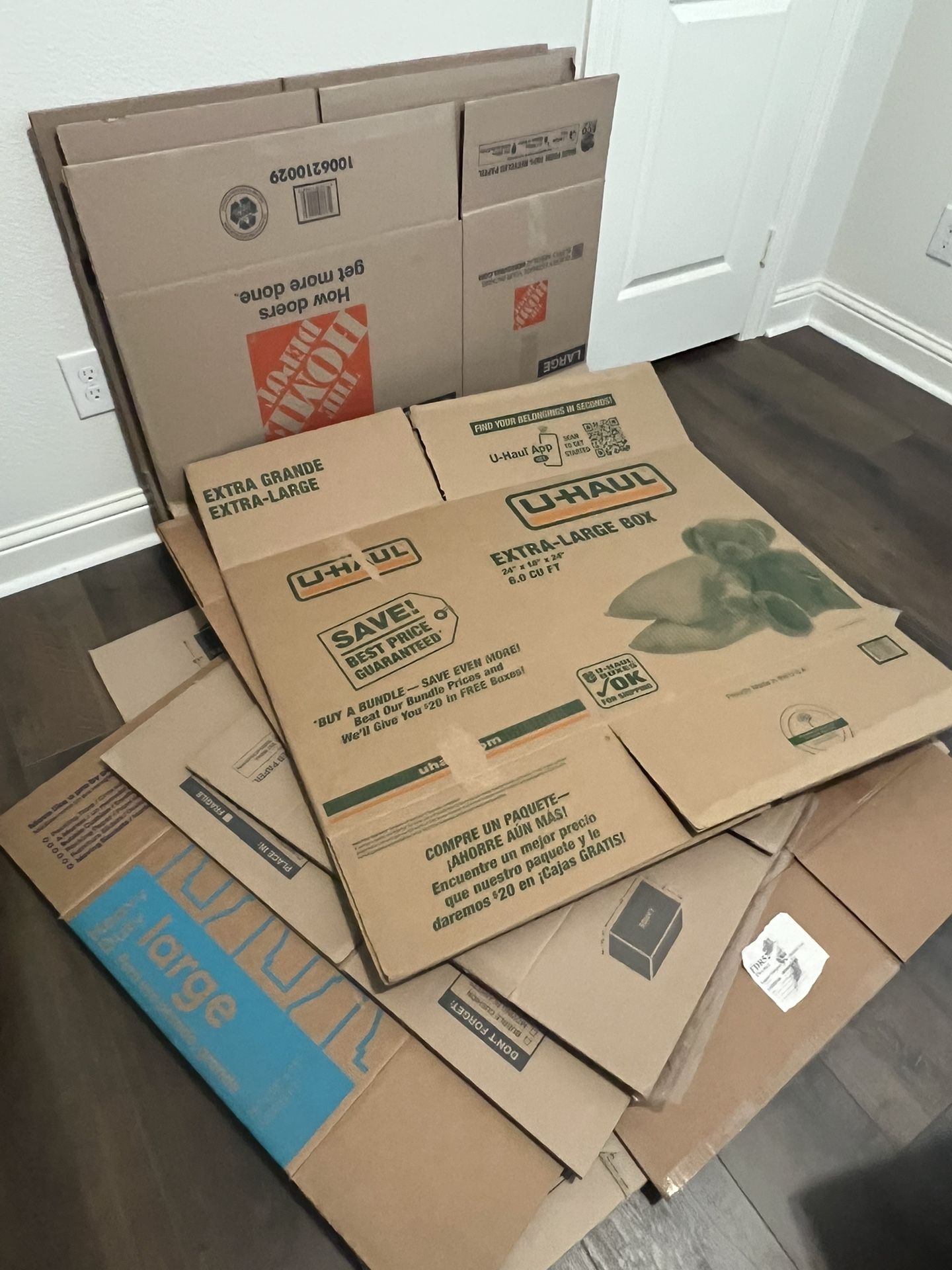 12 Moving Boxes Home Depot & Lowe’s Used Once