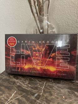 New Garth Brooks 5-disc Set 