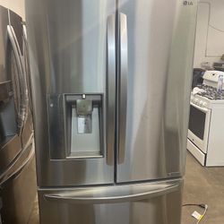 LG French Door Refrigerator 