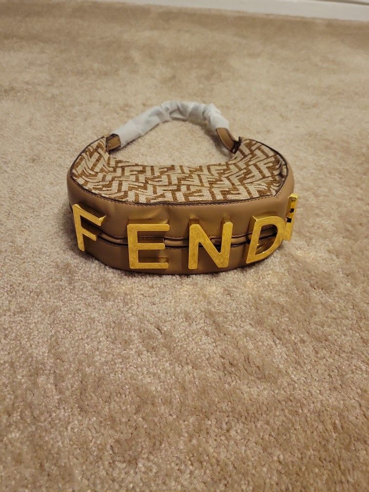 Fendi Handbag-Faux