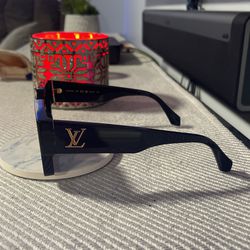 Louis Vuitton LV Clash Square Sunglasses in 2023