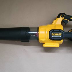 DEWALT
60V MAX 125 MPH 600 CFM Brushless Cordless Battery Powered Axial Leaf Blower (Tool Only)

