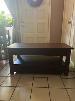 MOVABLE TOP COFFEE TABLE