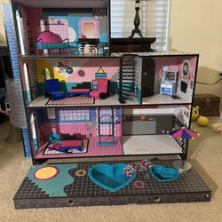 lol Doll House