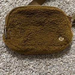 Lululemon Fleece  Belt Bag 