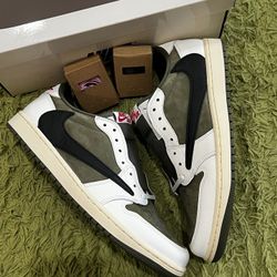 NEW Jordan 1 Retro x Travis Scott Medium Olive Size 11.5 OG ALL