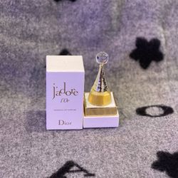 Dior J’adore L’or essence de Parfum travel size 3.5ml