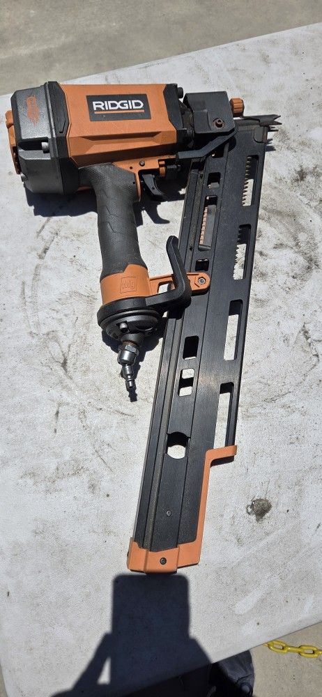 Ridgid Round Head Framing Nail Gun