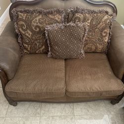 Living Room Couches (2 Piece Set with Pillows)