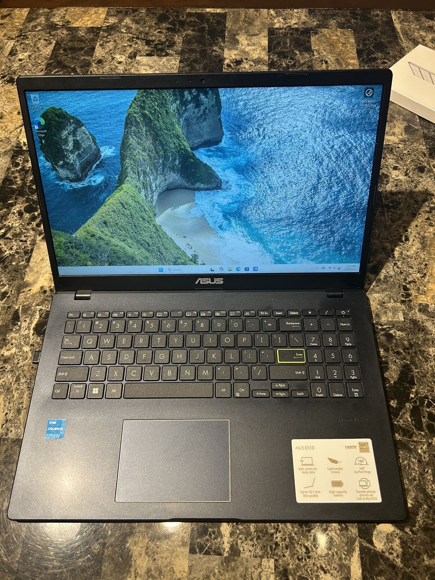 ASUS VIVO BOOK