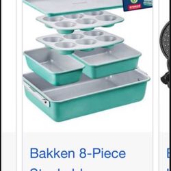 NEW SETS 8 PIECE BAKKEN SWISS BAKE WEAR 