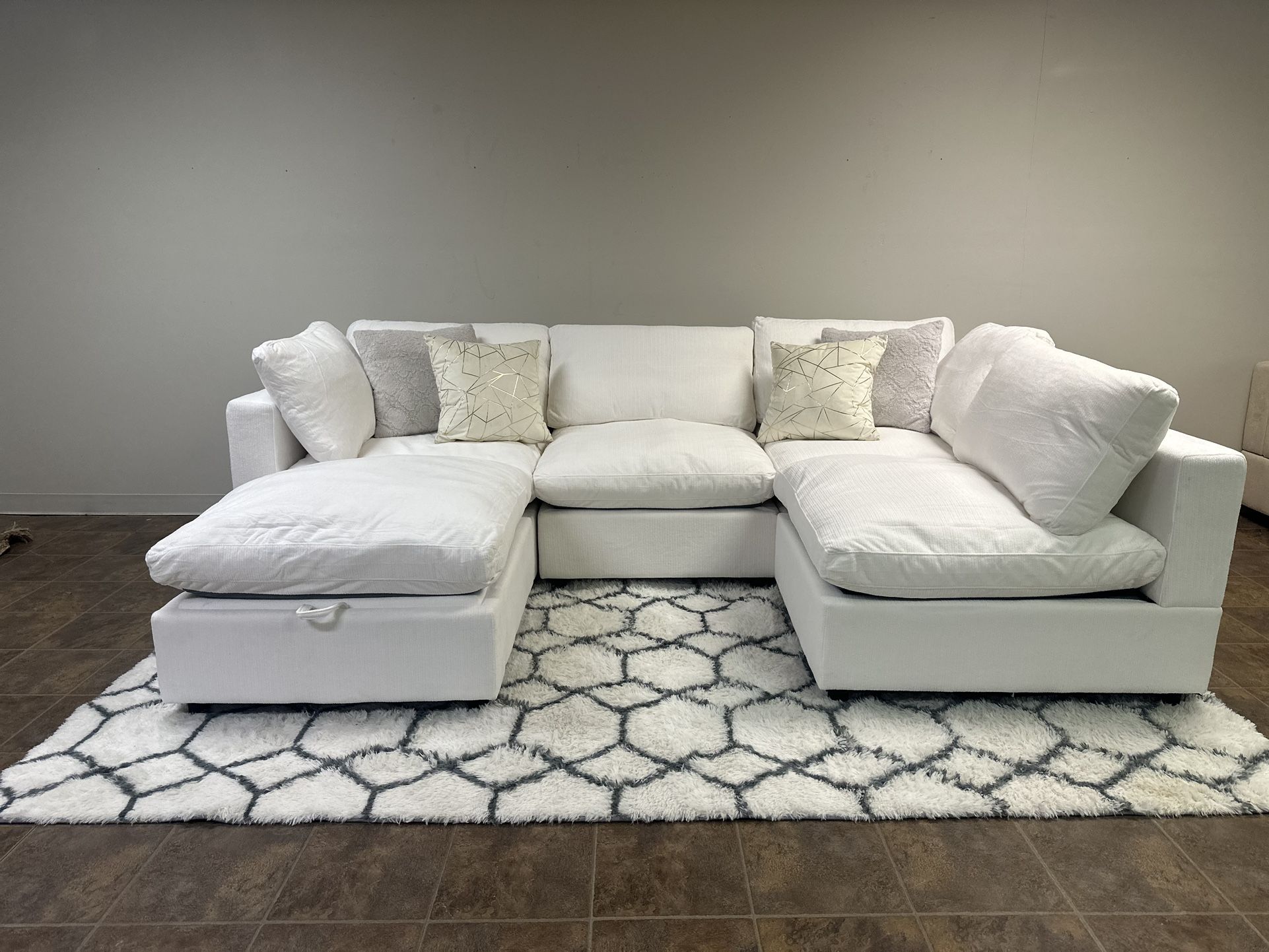 BRAND NEW | Modular Cloud Couch White Sectional Sofa Speakers & Storage Ottoman *FREE DELIVERY!*