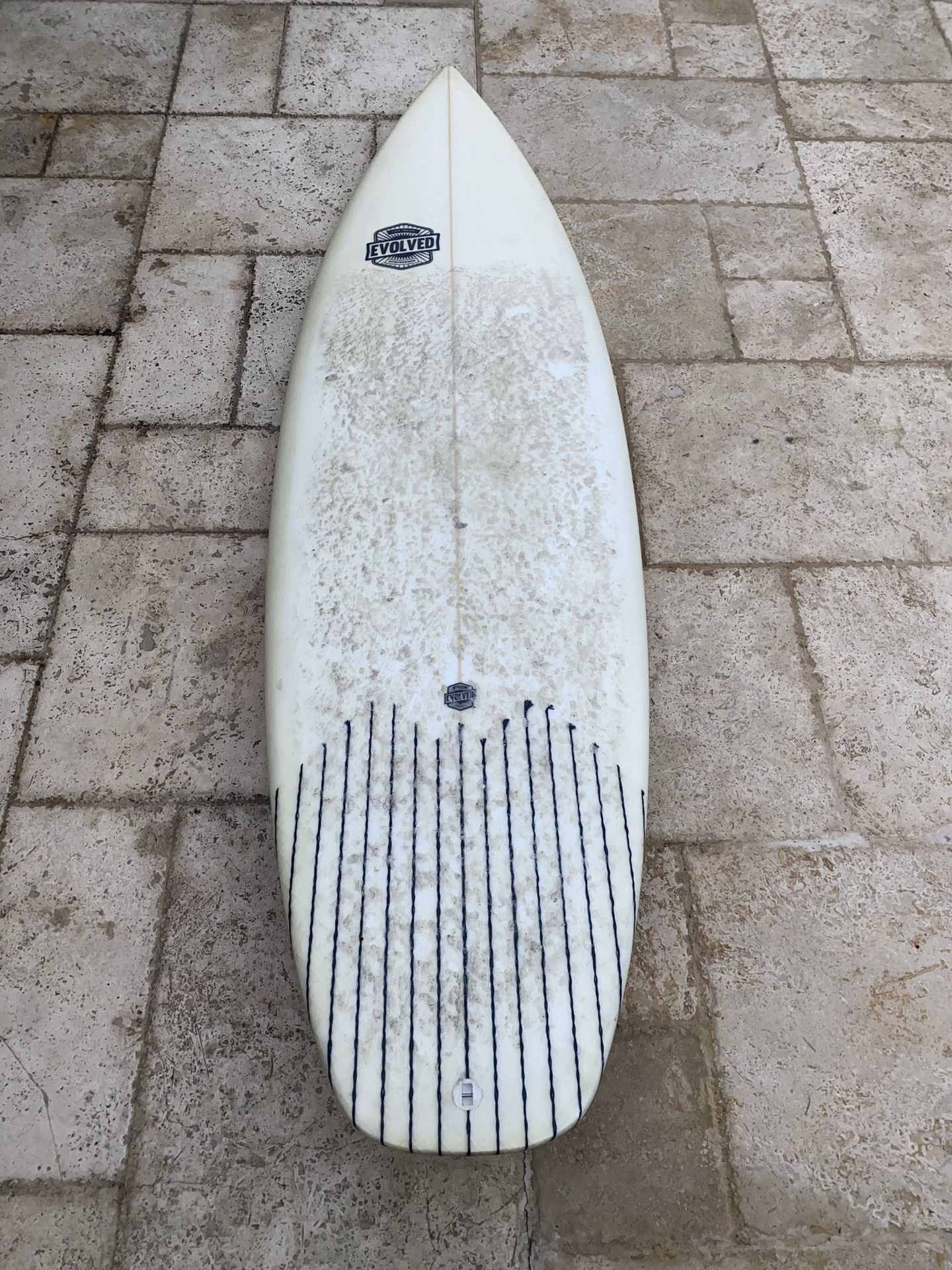 Surfboard (Evolve) 6’ 2” epoxy