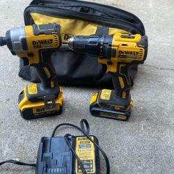 Dewalt Drill Set 