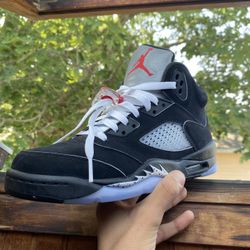 Jordan 5s retro “og “ black metallic reimagined 