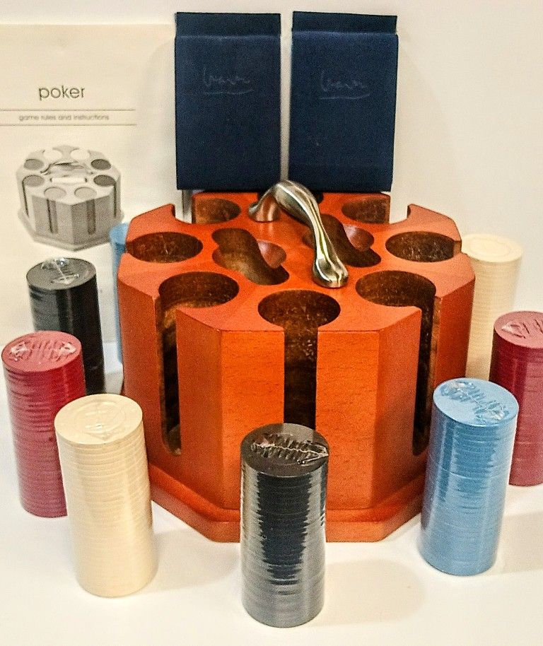 Brand New Sealed Michael Graves Poker Set W/ Original Beat Up Box 240 Chips