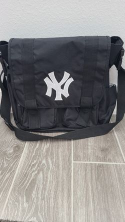 NYY Diaper messenger bag