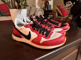 Nike Internationalist ID