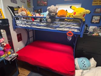 Bunk bed kids room