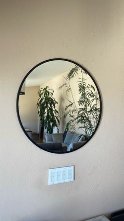 Target wall mirror